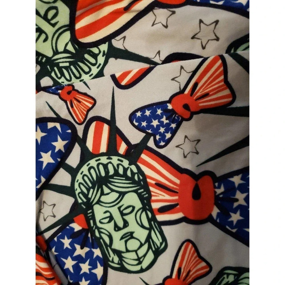 LuLaRoe Tall Curvy Leggings Womens Patriotic design 4th Of July Pants Statue - Picture 2 of 2